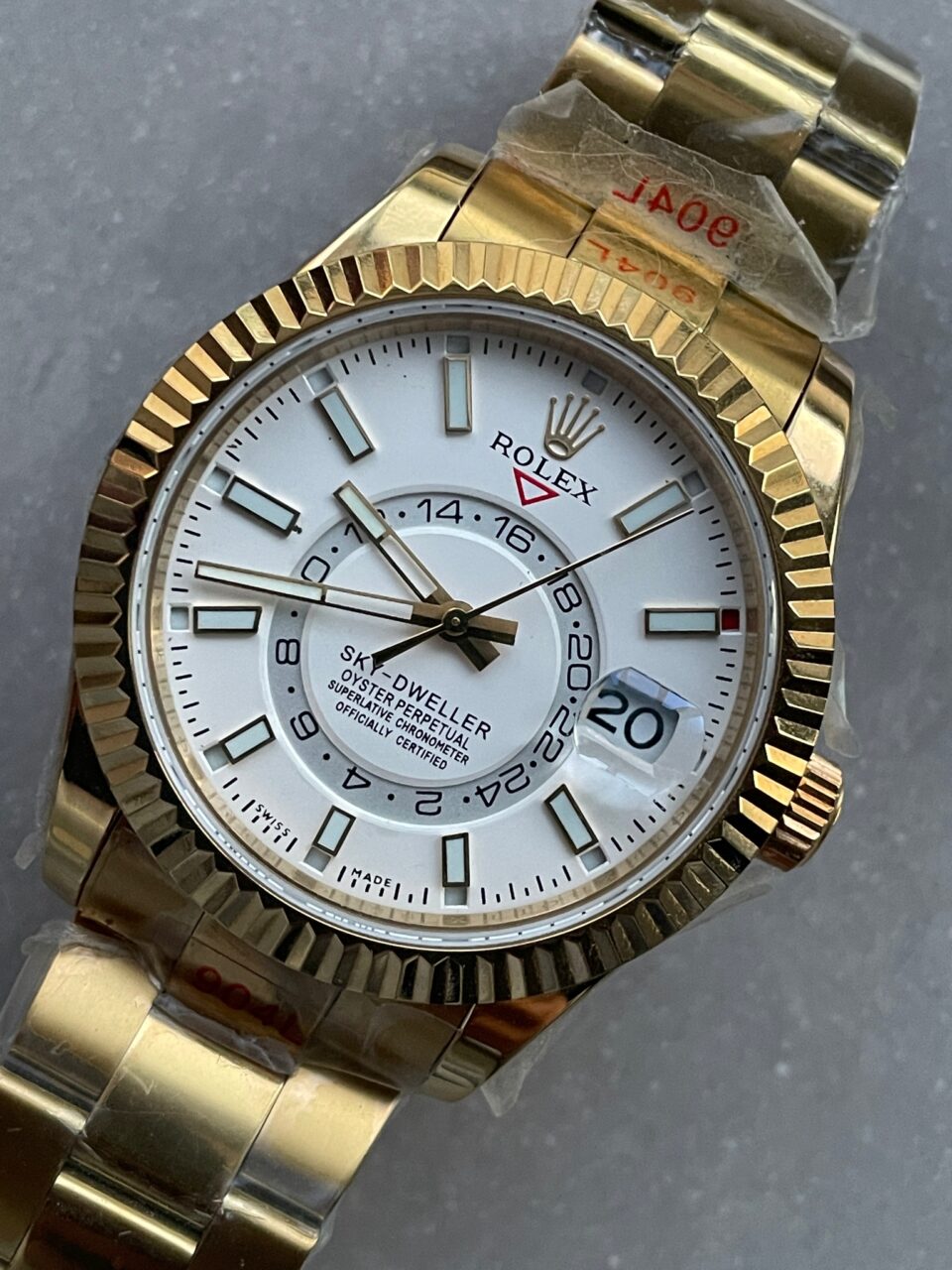 Noob FACTORY 1:1 Rolex Skydweller SS/YG Best Edition White Dial A23J