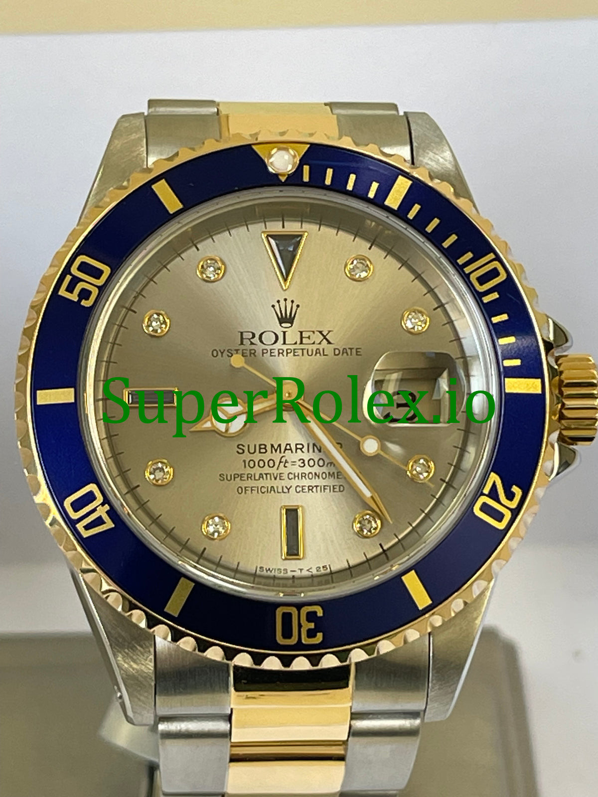 Rolex Submariner Date 40MM Steel and Gold Ref.16613