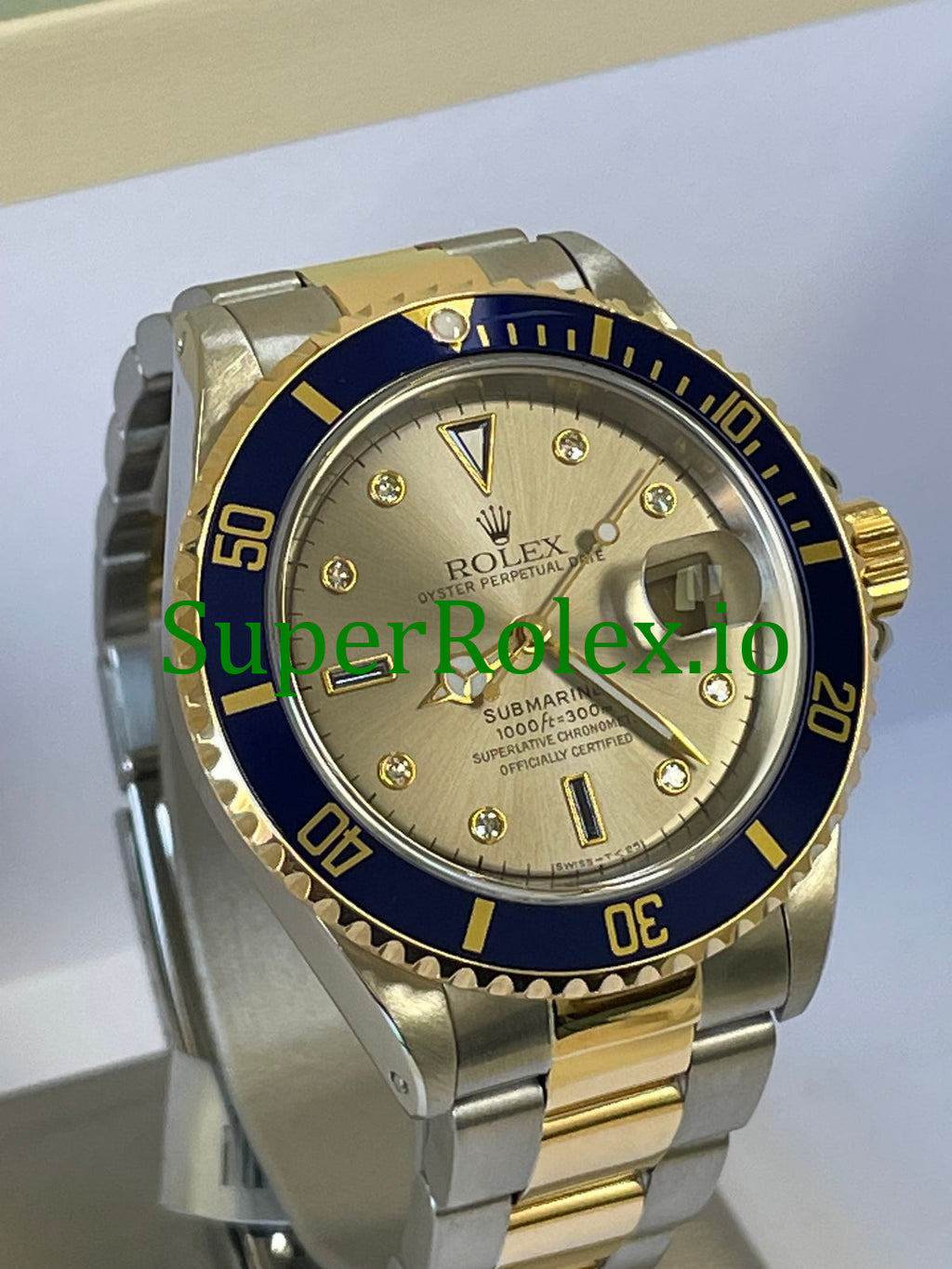 Rolex Submariner Date 40MM Steel and Gold Ref.16613
