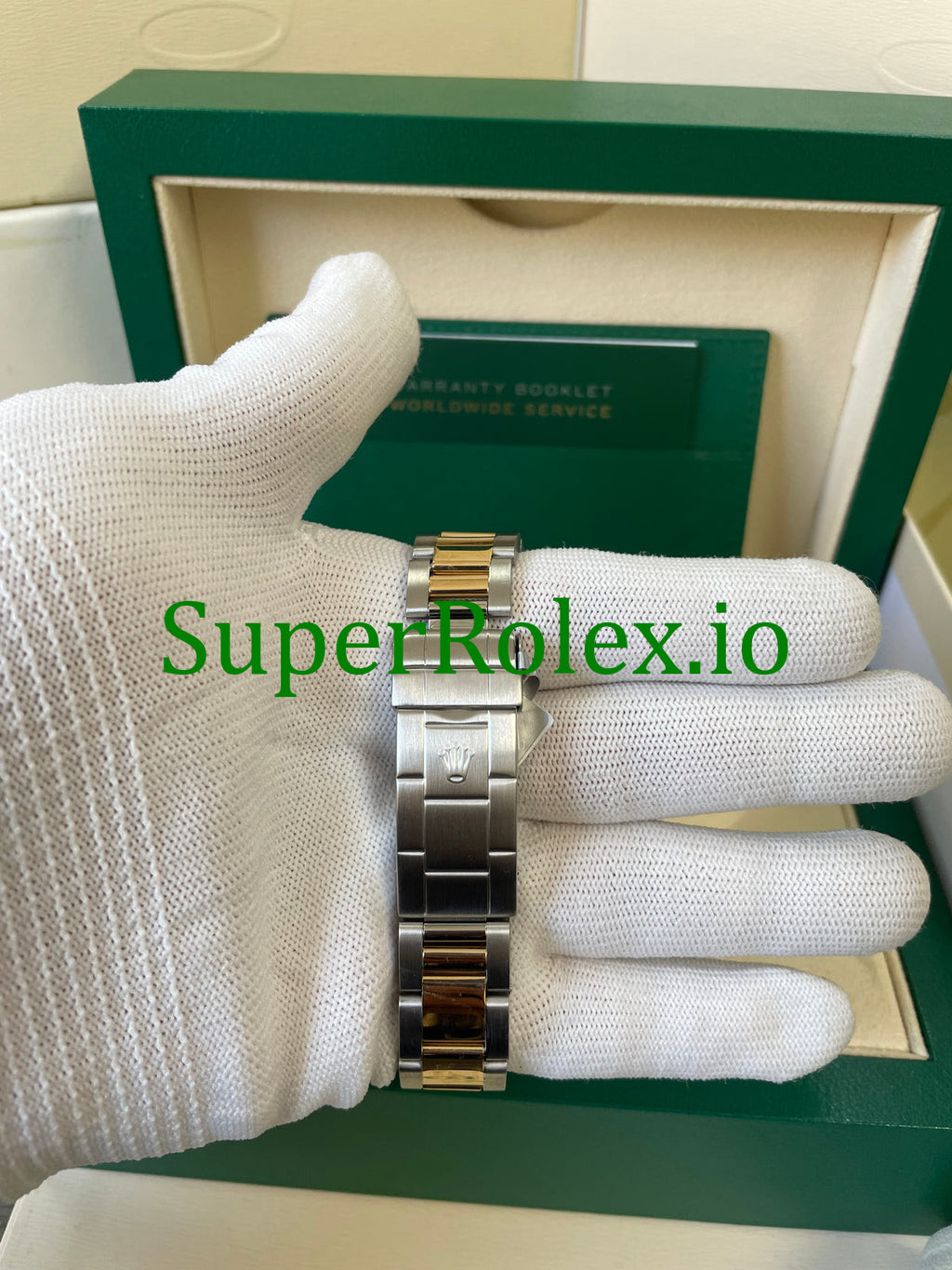 Rolex Submariner Date 40MM Steel and Gold Ref.16613