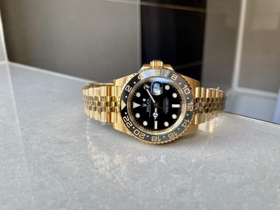 EWF Factory 1:1 Rolex GMT-Master II 126718GRNR 904L YG Black Dial Dots VR3285