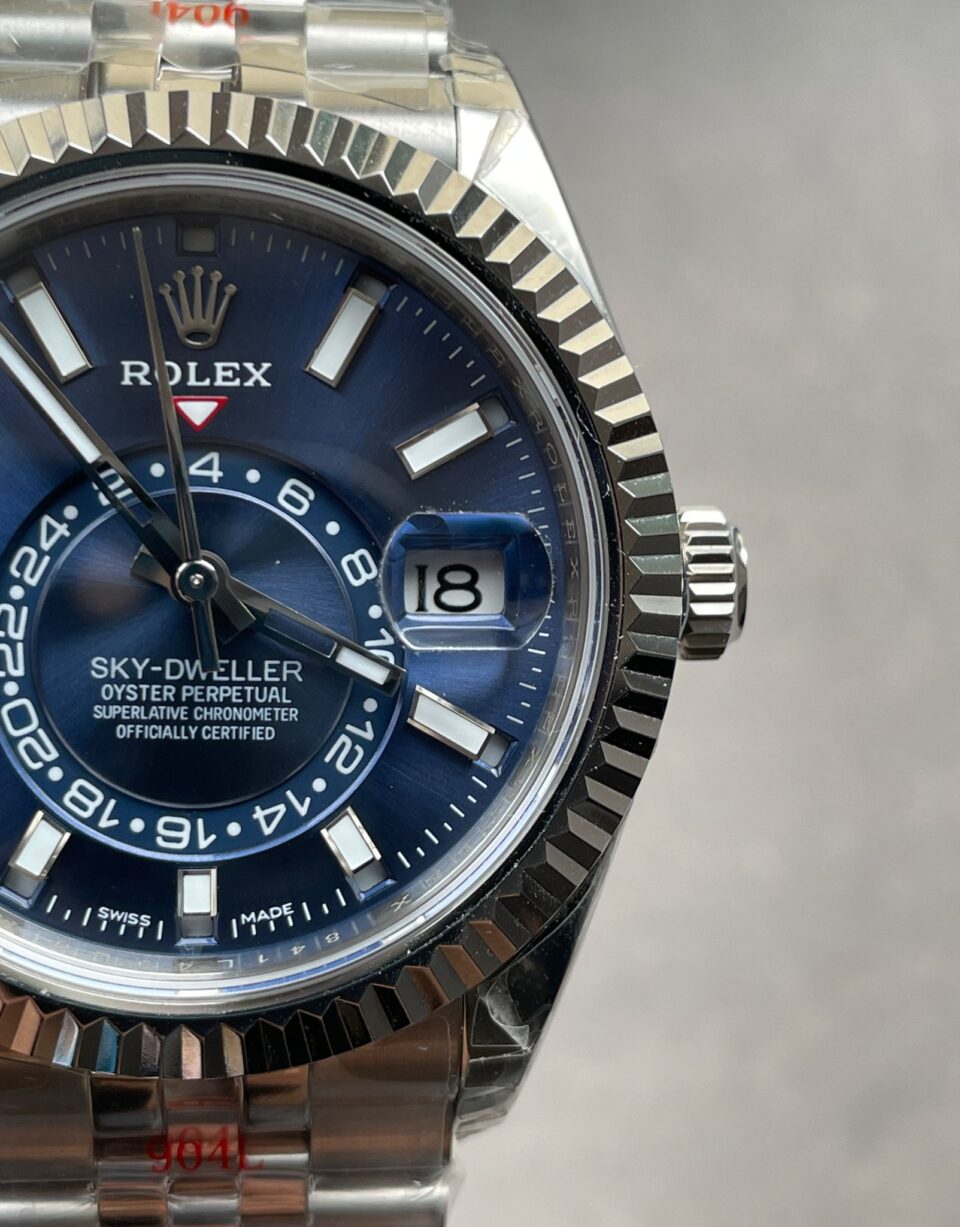 Noob FACTORY 1:1 Rolex Sky-Dweller 326935 SS Blue Dial