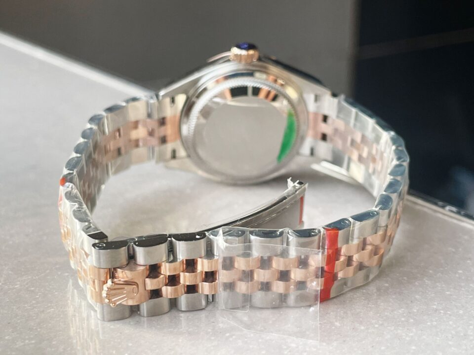 Rolex Datejust 28mm 904L RG/SS Champagne Dial A2671