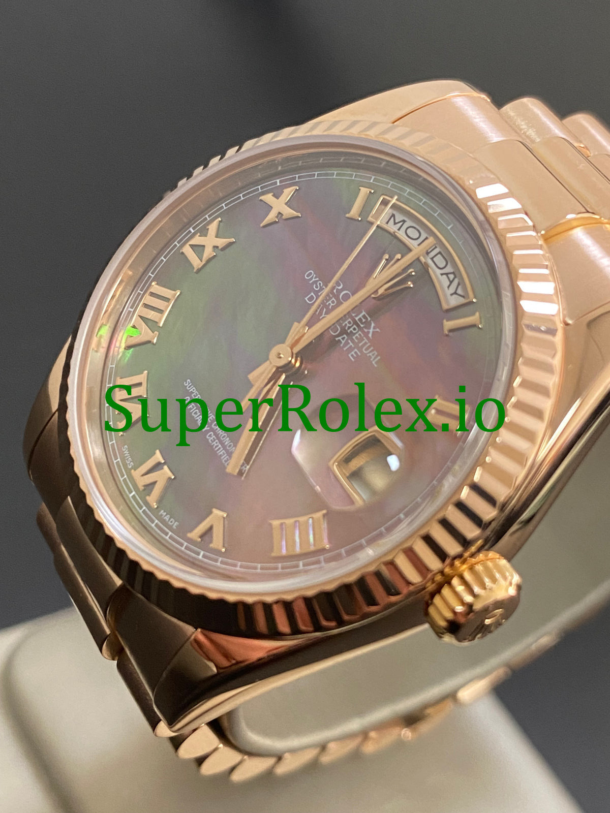 Rolex Day-Date 36MM Everose Gold Tahitian Mother of Pearl Roman Dial Ref.118235