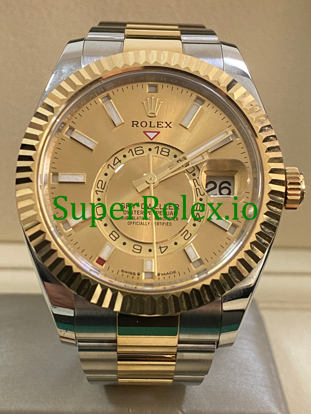 Rolex Sky-Dweller 42mm Yellow Rolesor Ref.336933