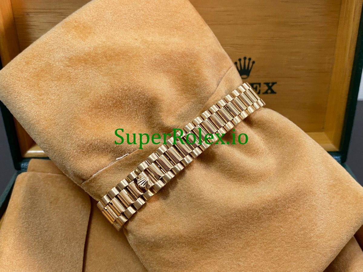 Rolex Lady-Datejust Yellow Gold Diamond Dial Ref.69158