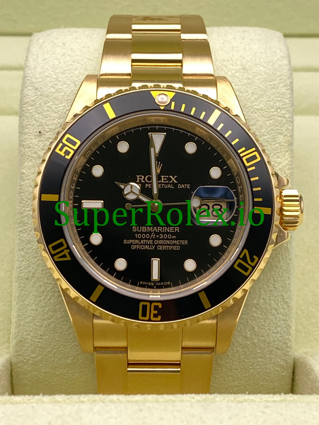 Rolex Submariner Date 40MM Yellow Gold - Ref.16618LN