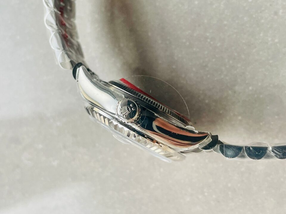 Rolex Datejust 28mm 904L SS Black Dial Diamond markers