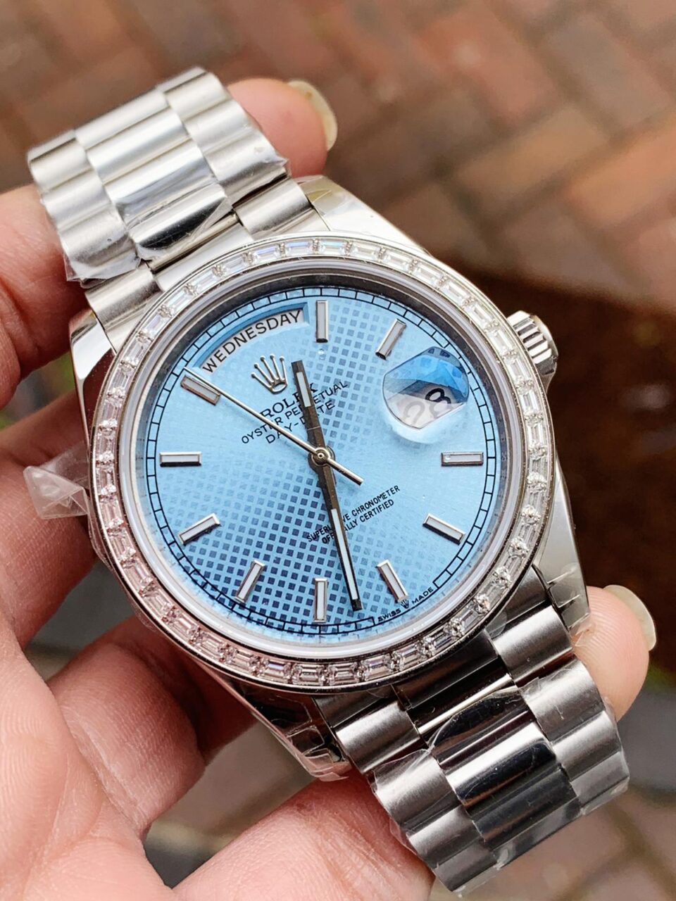 SS Factory 1:1 Rolex Day Date II Best Edition BAGUETTE DIAMONDS Bezel Ice Blue Dial Crystal Markers A3255