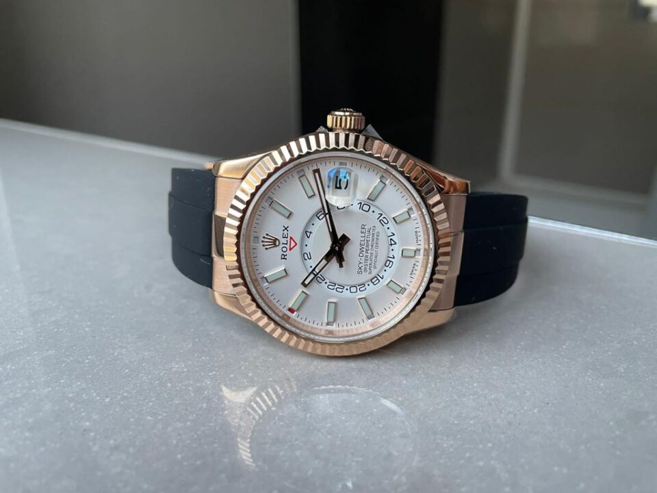 Twf FACTORY 1:1 Rolex Skydweller SS/RG best edition white dial