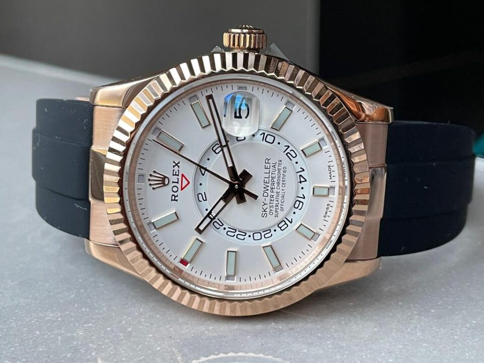 Twf FACTORY 1:1 Rolex Skydweller SS/RG best edition white dial