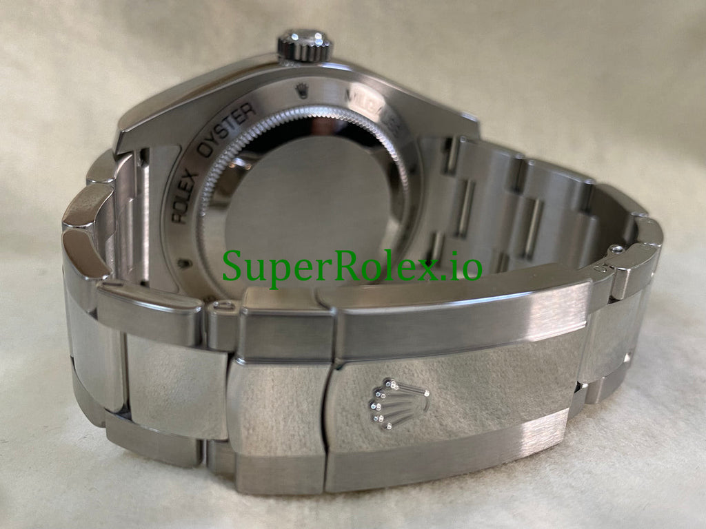 Rolex Milgauss 40mm Blue Dial Ref.116400GV - Green Crystal