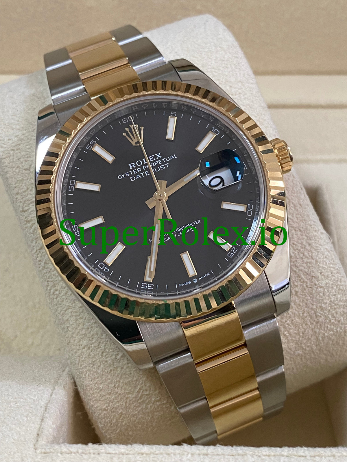 Rolex Datejust 41 Steel and Yellow Gold Black Index Dial Ref.126333