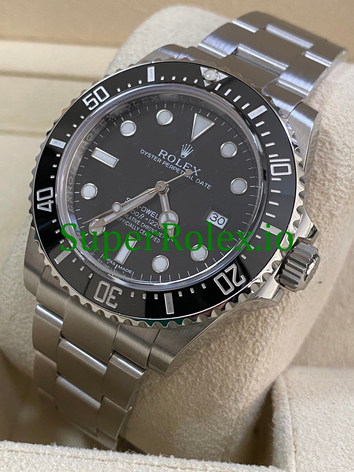 Rolex Sea-Dweller 4000 Ref.116600 - Black Dial