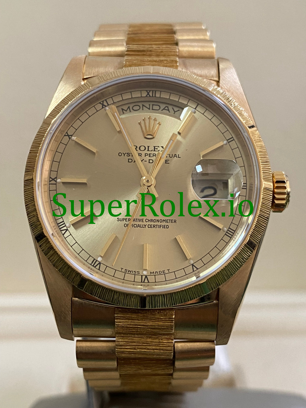 Rolex Day-Date 36MM Yellow Gold Ref.18248 - Champagne Index Dial