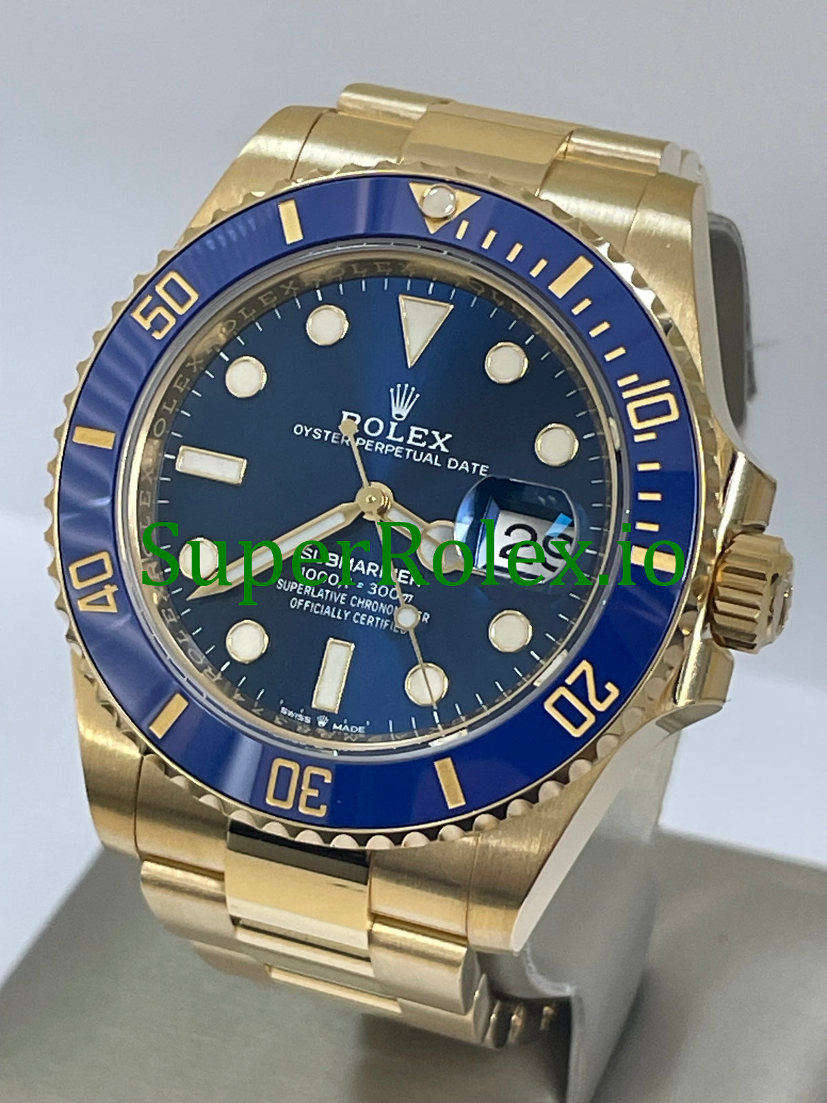 Rolex Submariner Date 41MM Yellow Gold Ref.126618LB