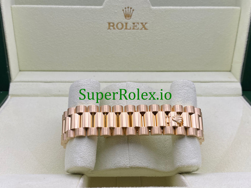 Rolex Day-Date 36MM Yellow Gold Champagne Index Dial Ref.118238