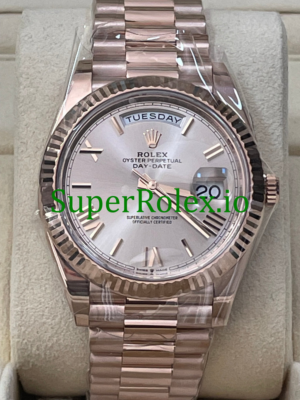 Rolex Day-Date 40 Everose Gold Ref.228235 Sundust Bevelled Roman Dial
