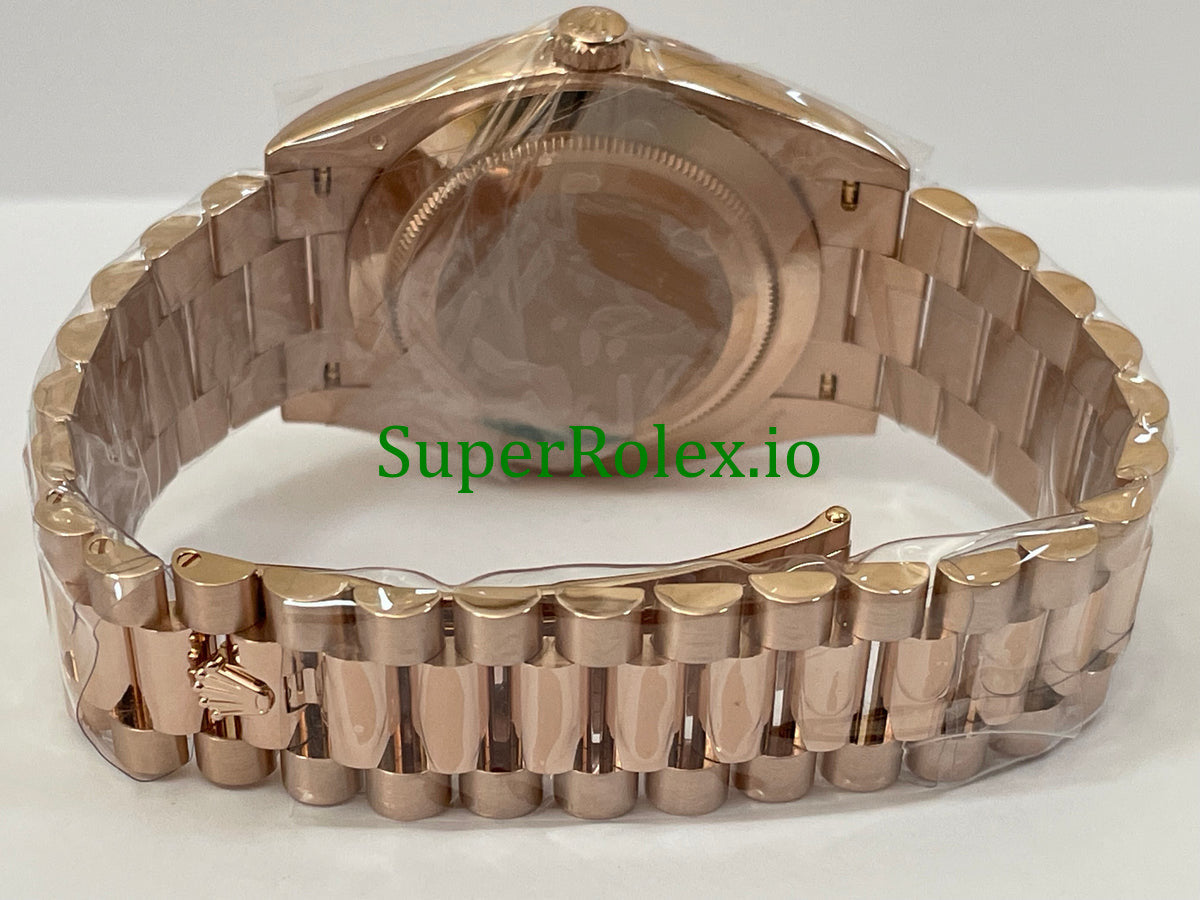 Rolex Day-Date 40 Everose Gold Ref.228235 Sundust Bevelled Roman Dial