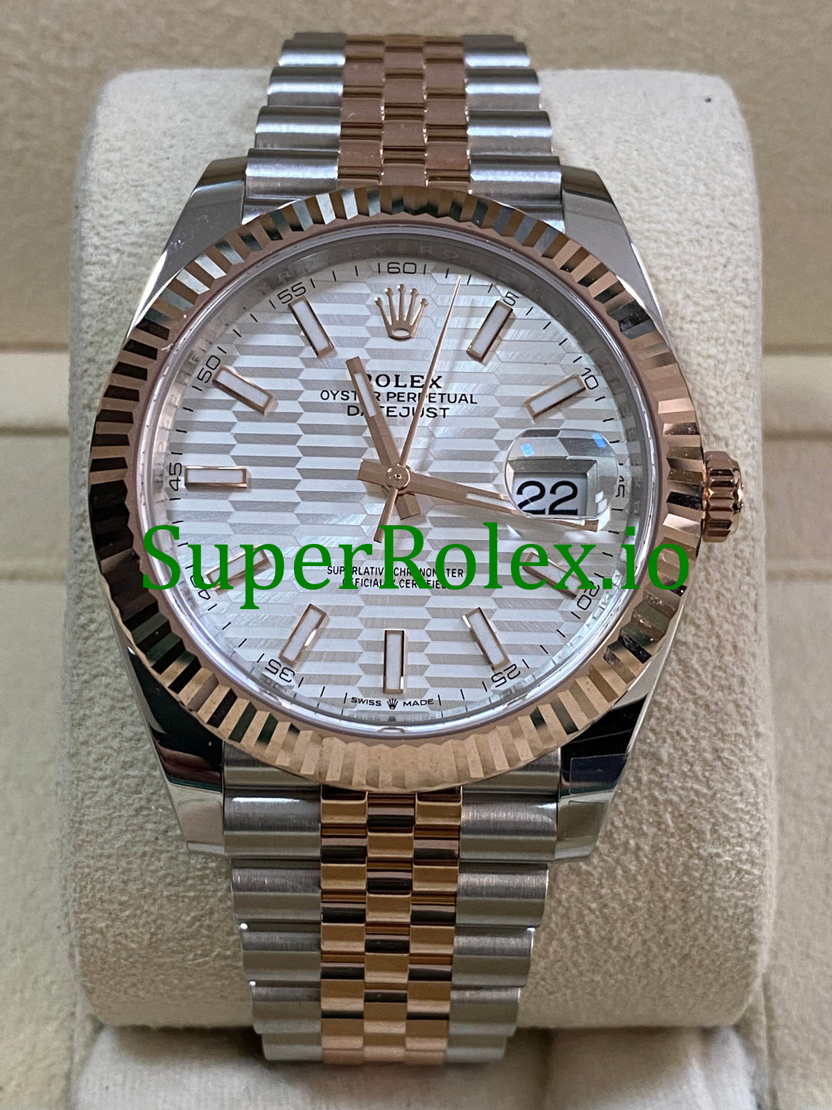 Rolex Datejust 41 Steel and Everose Gold Silver Fluted-Motif Dial Ref.126331