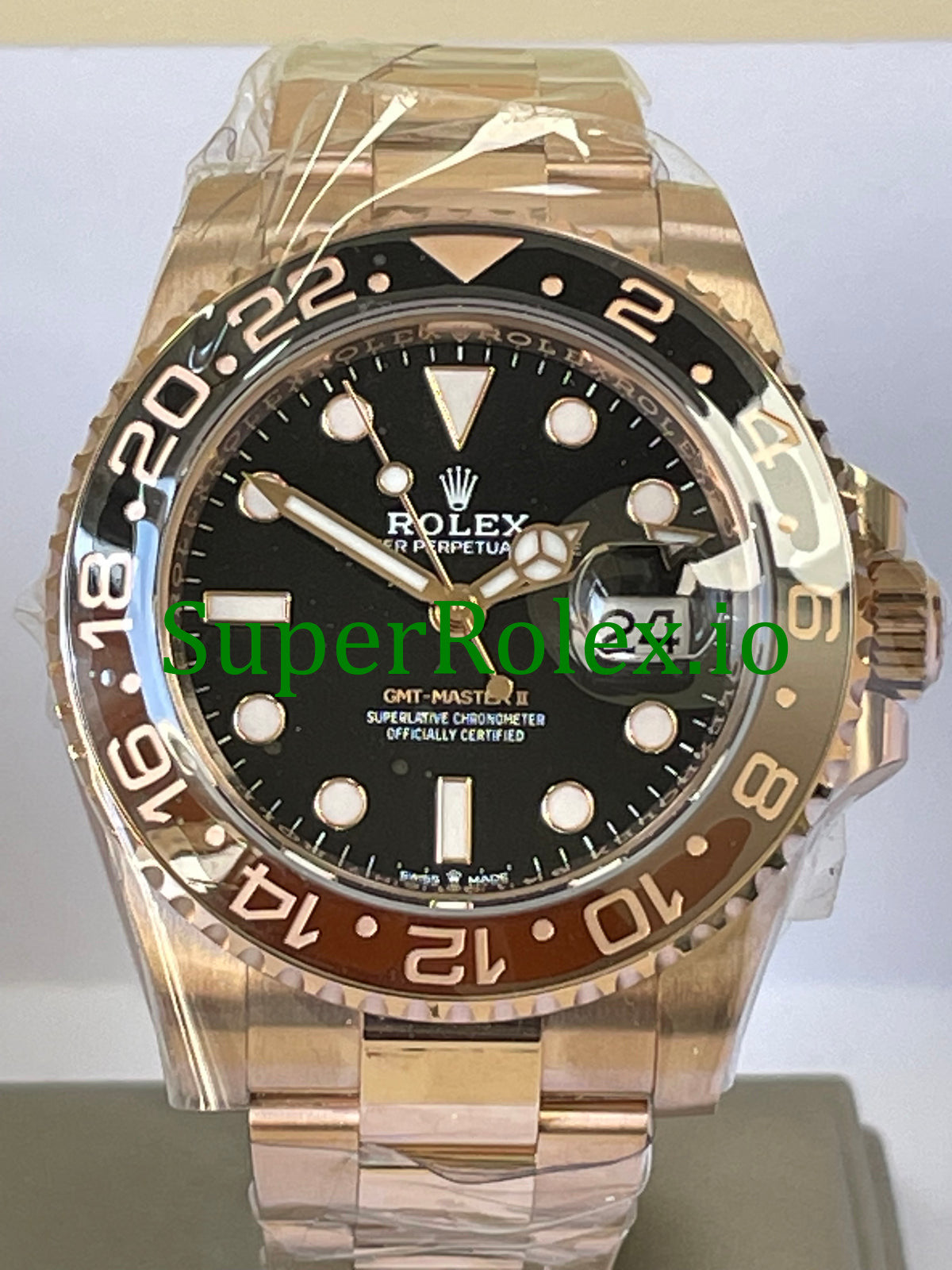 Rolex GMT-Master II 40mm Everose Gold Ref.126715CHNR