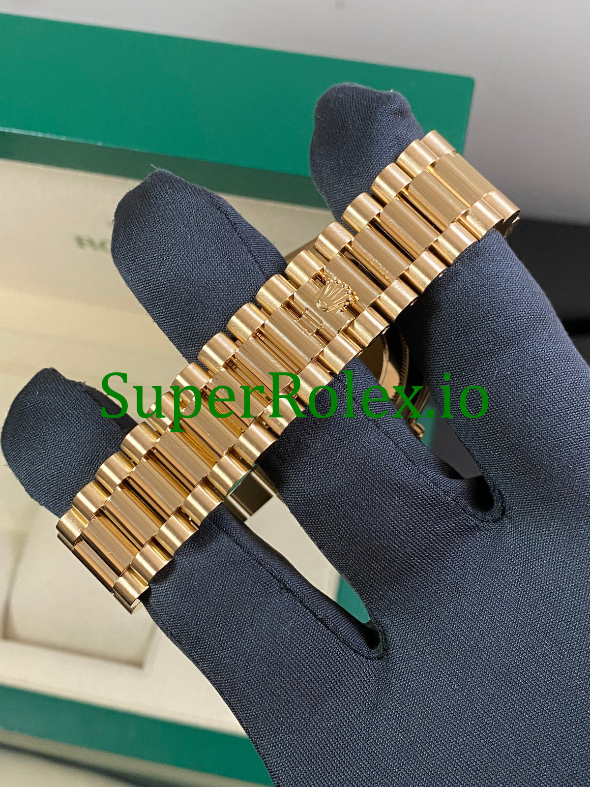 Rolex Day-Date 40MM Yellow Gold Ref.228238 Black Motif Dial