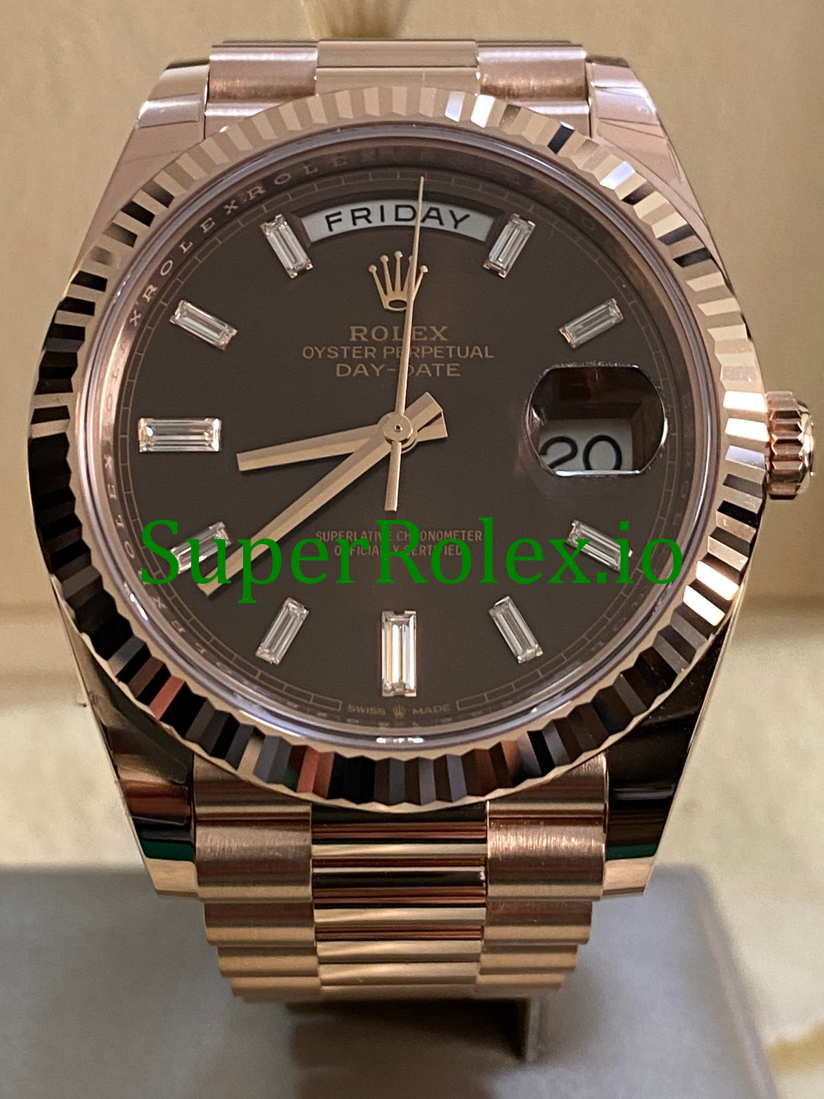 Rolex Day-Date 40MM  Everose Gold Ref.228235