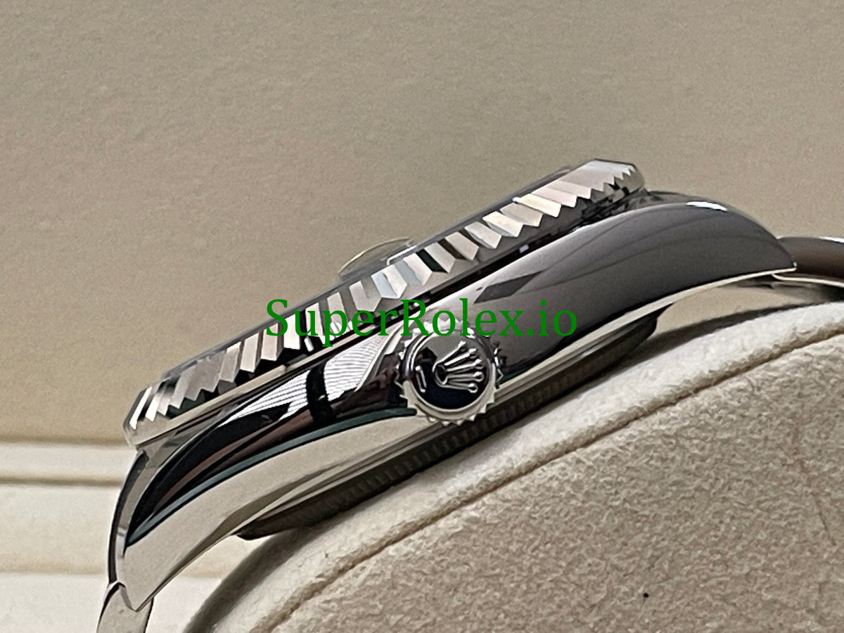 Rolex Sky-Dweller White Rolesor Ref.326934 - Blue Dial