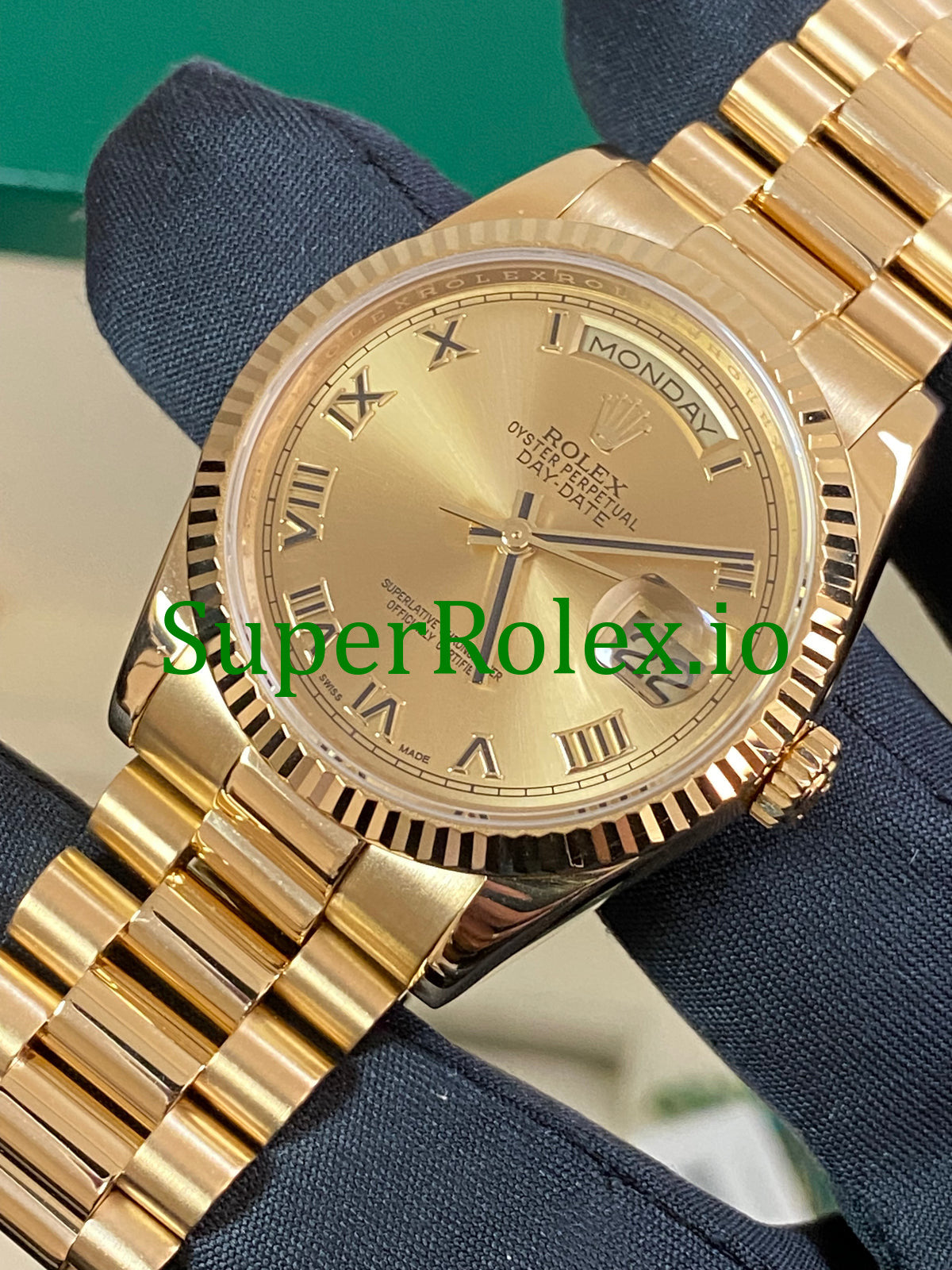 Rolex Day-Date 36MM Yellow Gold Champagne Roman Dial Ref.118238