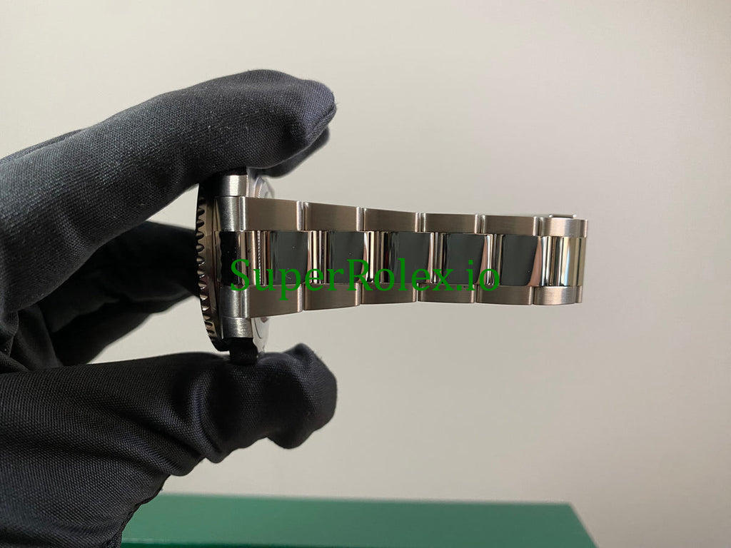 Rolex GMT-Master II 40mm Steel Oyster Ref.116710BLNR - Black Dial