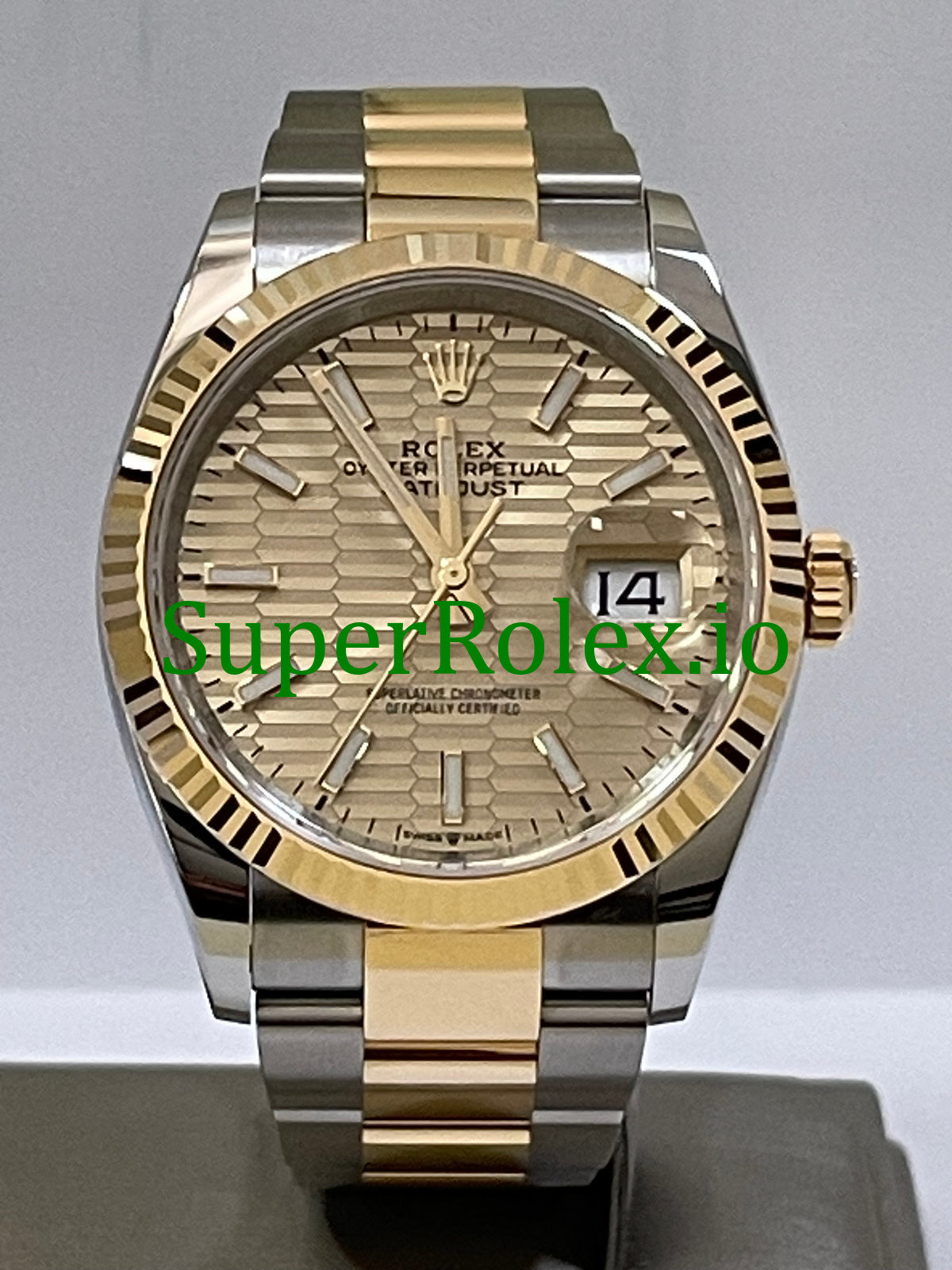 Rolex Datejust 36 Yellow Gold Golden Motif Dial Ref.126233