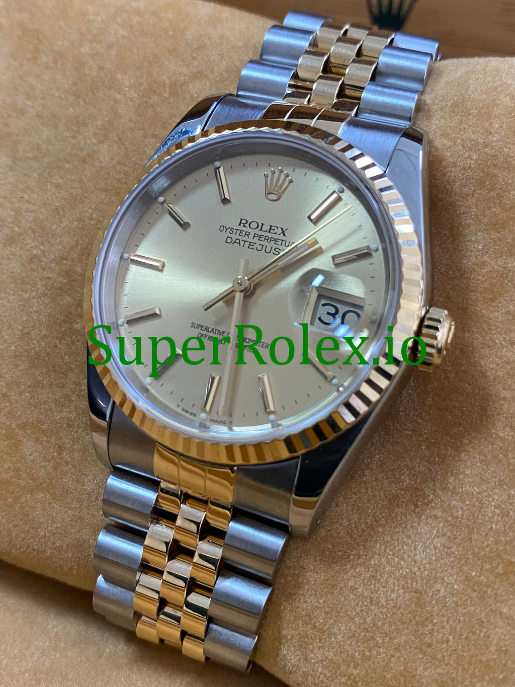 Rolex Datejust 36 Yellow Gold Champagne Index Dial Ref.16233